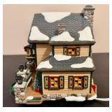 Department 56 'Christmas Lake Chalet' *w/Original Box* Department 56 'Christmas Lake Chalet' *w/Original Box*