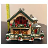 Department 56 'Christmas Lake Chalet' *w/Original Box* Department 56 'Christmas Lake Chalet' *w/Original Box*