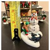 Department 56 'Christmas Lake Chalet' *w/Original Box* Department 56 'Christmas Lake Chalet' *w/Original Box*