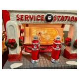 St Nicholas Square 'The Museum of Natural Science' and 'Service Station' *w/Original Boxes* St Nicholas Square 'The Museum of Natural Science' and 'Service Station' *w/Original Boxes*