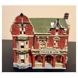 St Nicholas Square 'The Museum of Natural Science' and 'Service Station' *w/Original Boxes* St Nicholas Square 'The Museum of Natural Science' and 'Service Station' *w/Original Boxes*