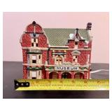 St Nicholas Square 'The Museum of Natural Science' and 'Service Station' *w/Original Boxes* St Nicholas Square 'The Museum of Natural Science' and 'Service Station' *w/Original Boxes*