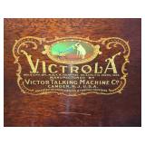 Victor Victrola Antique Phonograph Cabinet/Record Player Victor Victrola Antique Phonograph Cabinet/Record Player
