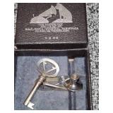 Victor Victrola Antique Phonograph Cabinet/Record Player Victor Victrola Antique Phonograph Cabinet/Record Player