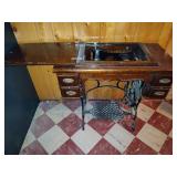 Davis Vertical Feed Treadle Sewing Machine Davis Vertical Feed Treadle Sewing Machine
