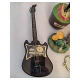 Lot of Assorted Knick Knacks/Decor Pieces Lot of Assorted Knick Knacks/Decor Pieces