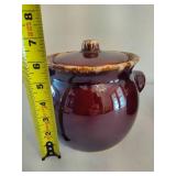 Hull Pottery Bean Pot & Unmarked Pot Hull Pottery Bean Pot & Unmarked Pot