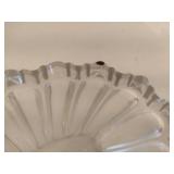 Medium Sized Clear Glass/Crystal Serving Pieces Medium Sized Clear Glass/Crystal Serving Pieces