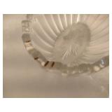 Medium Sized Clear Glass/Crystal Serving Pieces Medium Sized Clear Glass/Crystal Serving Pieces