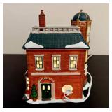 Santa's Workbench Classic Series 'Freedom's Choice Lighthouse' and 'Police Station' *w/Original Boxes Santa's Workbench Classic Series 'Freedom's Choice Lighthouse' and 'Police Station' *w/Original Boxes