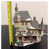 Santa's Workbench Classic Series 'Strum & Fiddle Music Shoppe' & 'Dundridge Pointe Lighthouse' Santa's Workbench Classic Series 'Strum & Fiddle Music Shoppe' & 'Dundridge Pointe Lighthouse'