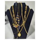 Lot of Assorted Gold & Silver Tone Costume Necklaces Lot of Assorted Gold & Silver Tone Costume Necklaces