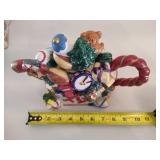 Holiday Linens, Pot Holders & Whimsical Tea Pot Holiday Linens, Pot Holders & Whimsical Tea Pot