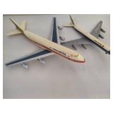 Continental & United Model Airplanes Continental & United Model Airplanes