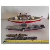 Lot of Assorted Model Ships/Boats Lot of Assorted Model Ships/Boats
