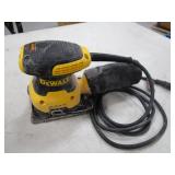 (2) DeWalt Sanders