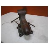 3 1/2" Bench Vise