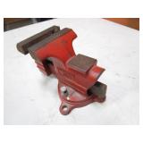4 1/2" Bench Vise