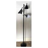 U - Triple-Head Floor Lamp