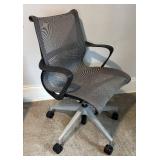 U - Adjustable Mesh Office Chair