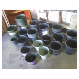 (EW3) Assorted Plastic Planters Ass...