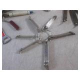 (EC1) Assorted Vintage Bottle Opene...