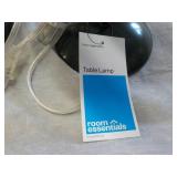 2 Room Essentials Table Lamps... 2 Room Essentials Table Lamps...