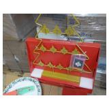 Holiday Décor... Holiday Décor...