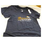 Denver Broncos size 1X T-shirt... Denver Broncos size 1X T-shirt...