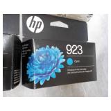 4 HP 923 Cyon Ink Cartridges... 4 HP 923 Cyon Ink Cartridges...