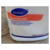 Diversey Gallon Jug Speedtrack Clea... Diversey Gallon Jug Speedtrack Clea...