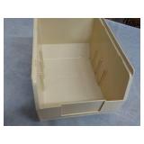 6 Quantum Stackable Shelf Bins... 6 Quantum Stackable Shelf Bins...
