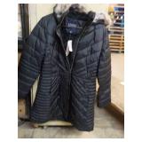 Lands End size L Hooded Quilled Ins... Lands End size L Hooded Quilled Ins...
