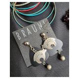 Martinsons Jewellers Ring Box & Assorted Jewelry - Necklaces, Bracelets, Earrings Martinsons Jewellers Ring Box & Assorted Jewelry - Necklaces, Bracelets, Earrings