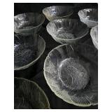 Etched Glass Dessert Bowls - Leaf Pattern Clear Glass (Multi-Size Set) Etched Glass Dessert Bowls - Leaf Pattern Clear Glass (Multi-Size Set)