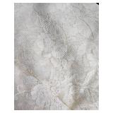 Assorted Vintage Lace Table Linens & Linen Napkins - Tablecloths & Placemats Assorted Vintage Lace Table Linens & Linen Napkins - Tablecloths & Placemats