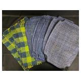 Assorted Vintage Lace Table Linens & Linen Napkins - Tablecloths & Placemats Assorted Vintage Lace Table Linens & Linen Napkins - Tablecloths & Placemats