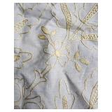 Assorted Vintage Lace Table Linens & Linen Napkins - Tablecloths & Placemats Assorted Vintage Lace Table Linens & Linen Napkins - Tablecloths & Placemats