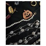 Costume Jewelry Assortment - Bracelets, Necklaces & Beads Costume Jewelry Assortment - Bracelets, Necklaces & Beads