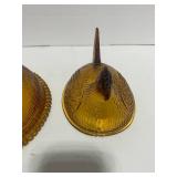 7' Amber Hen on Nest