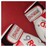 9 Round Boxing Gloves