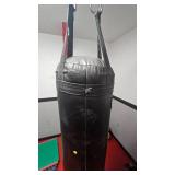 9 Round Heavy Bag