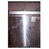 LG Dishwasher (New scratch & dent, doesn't work, needs power cord)