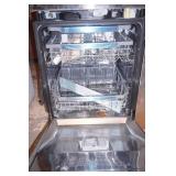 LG Dishwasher (New scratch & dent, needs power cord)