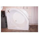 Corner Jacuzzi Tub 55'x 55'x 21' tall