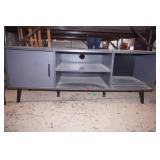 Cabinet 47'x16'x18.5' (w/door and shelves)