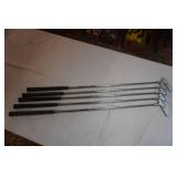 NEW Golf Putters (5ct)