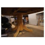 Pedestal Dining Room Table 66'x 48'x 29'