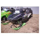 2001 Arctic Cat Mountain Cat 800 Twin. Snowmobile (runs & drives) w/cover