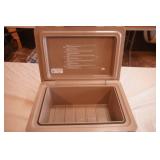 Sure Seal by Fire King. (needs a key)